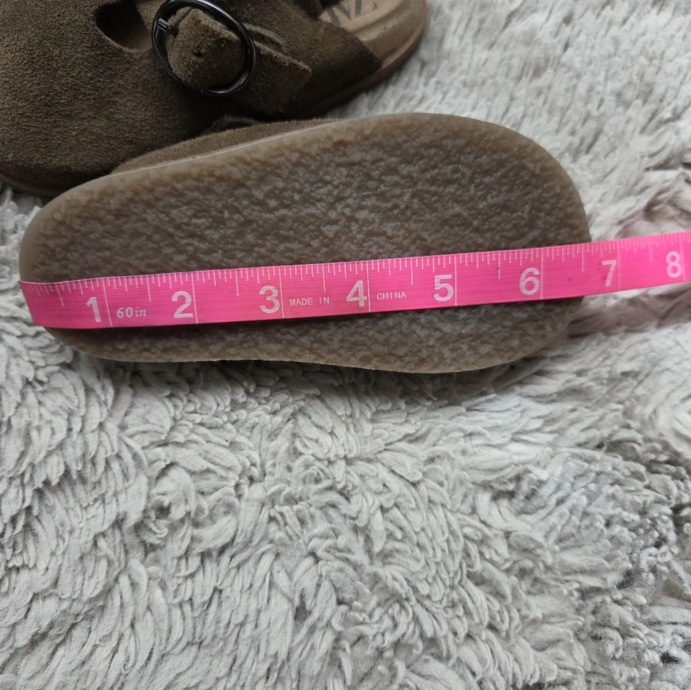 ZARA ! Girl's  sandals size 24